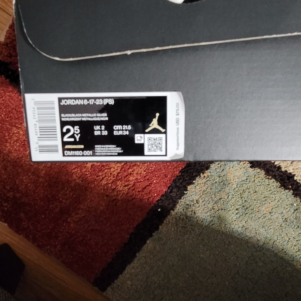 Little boys jordan 6-17-23 sneakers size 2.5y